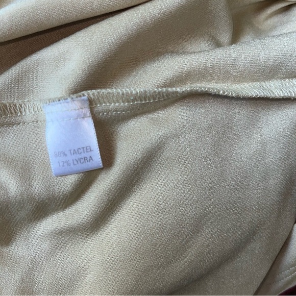 A'Nue Miami Women's The Classic Tank Top Tanks & Cami - Picture 8 of 8